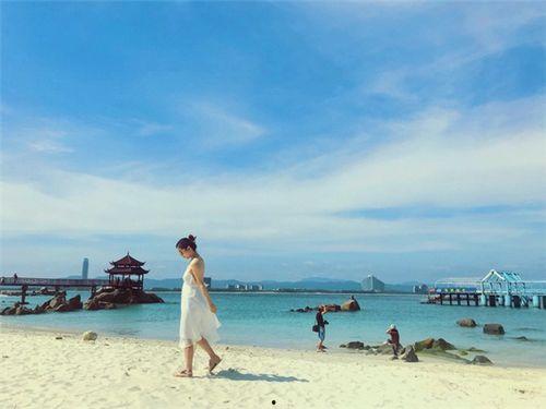 娱乐718吃瓜三亚,三亚吃瓜盛宴，明星幕后故事大曝光！